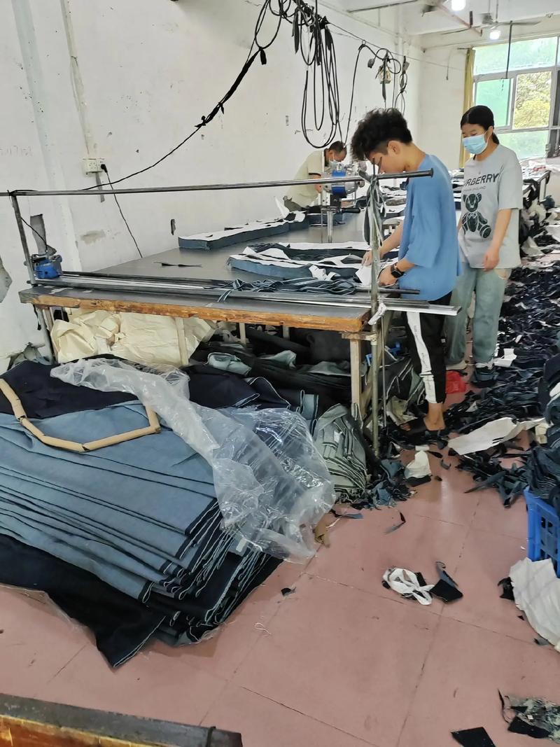 广东中山牛仔源头工厂 设计与生产的精益求精